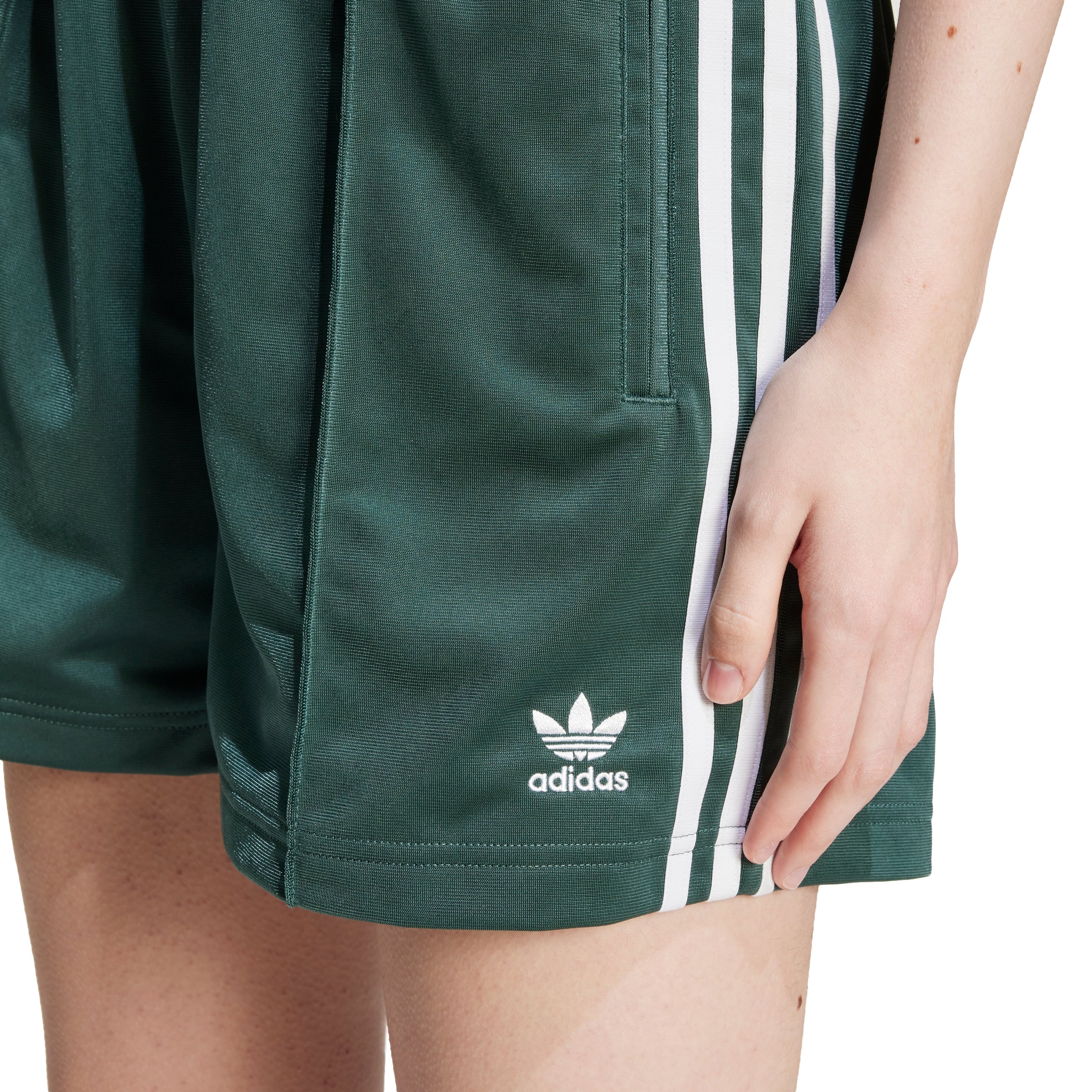 adidas originals IY7210 FIREBIRD SHO MINGRE/WHITE - short