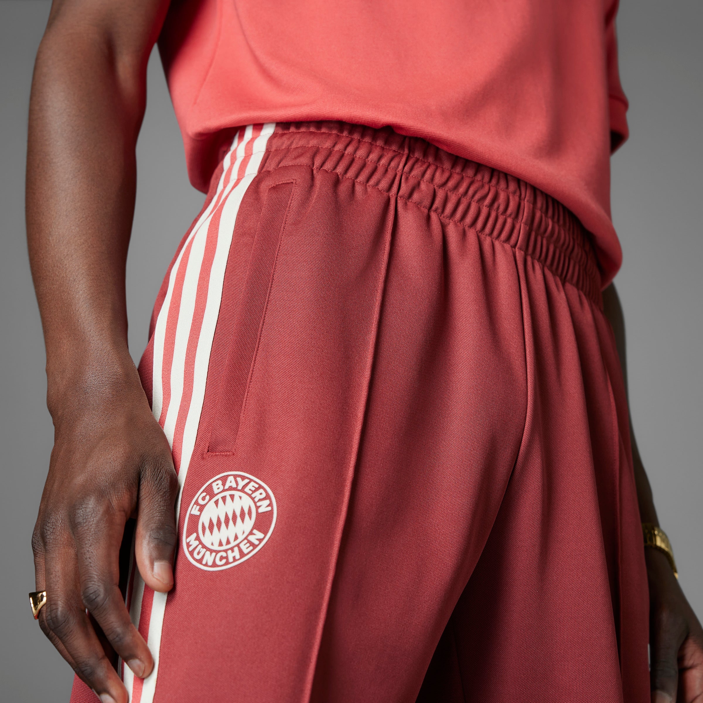 adidas originals Pantalone FC Bayern München IY0048 - Pantaloni