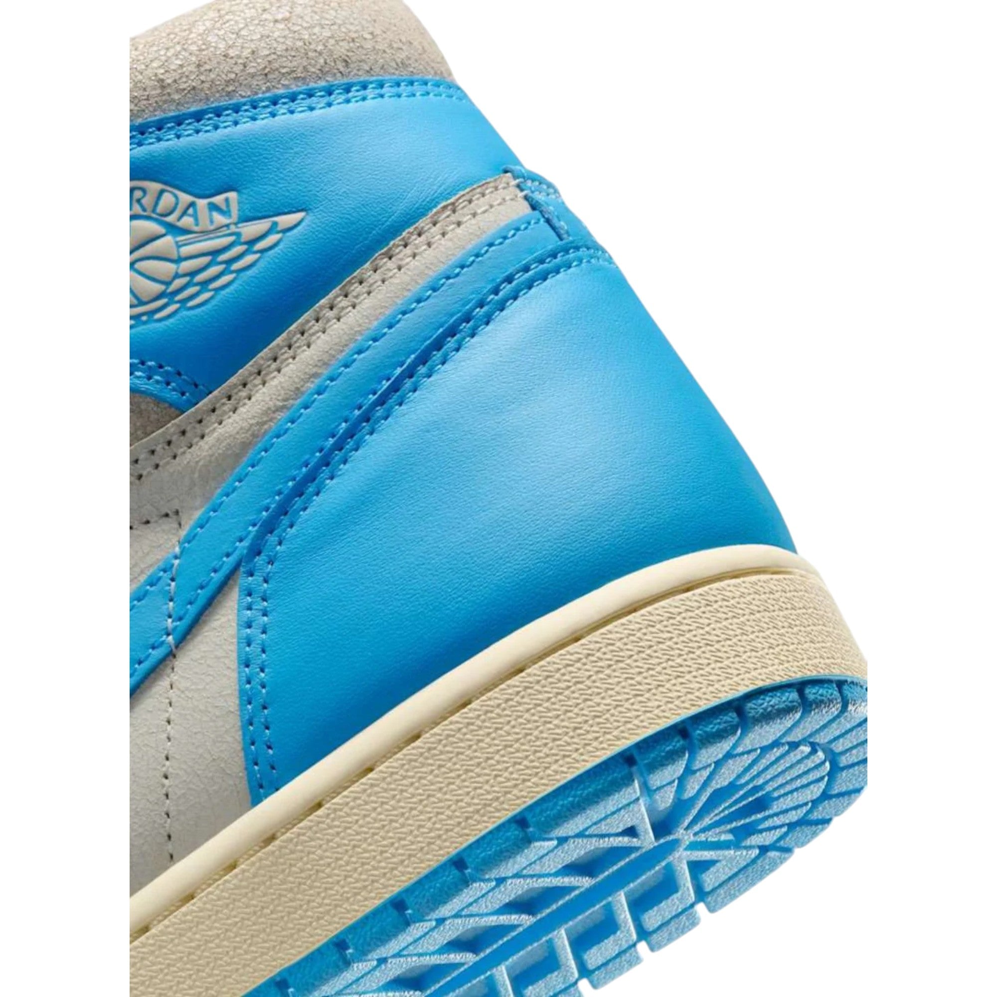 Jordan 1 High OG ’UNC Reimagined’ DZ5485-402
