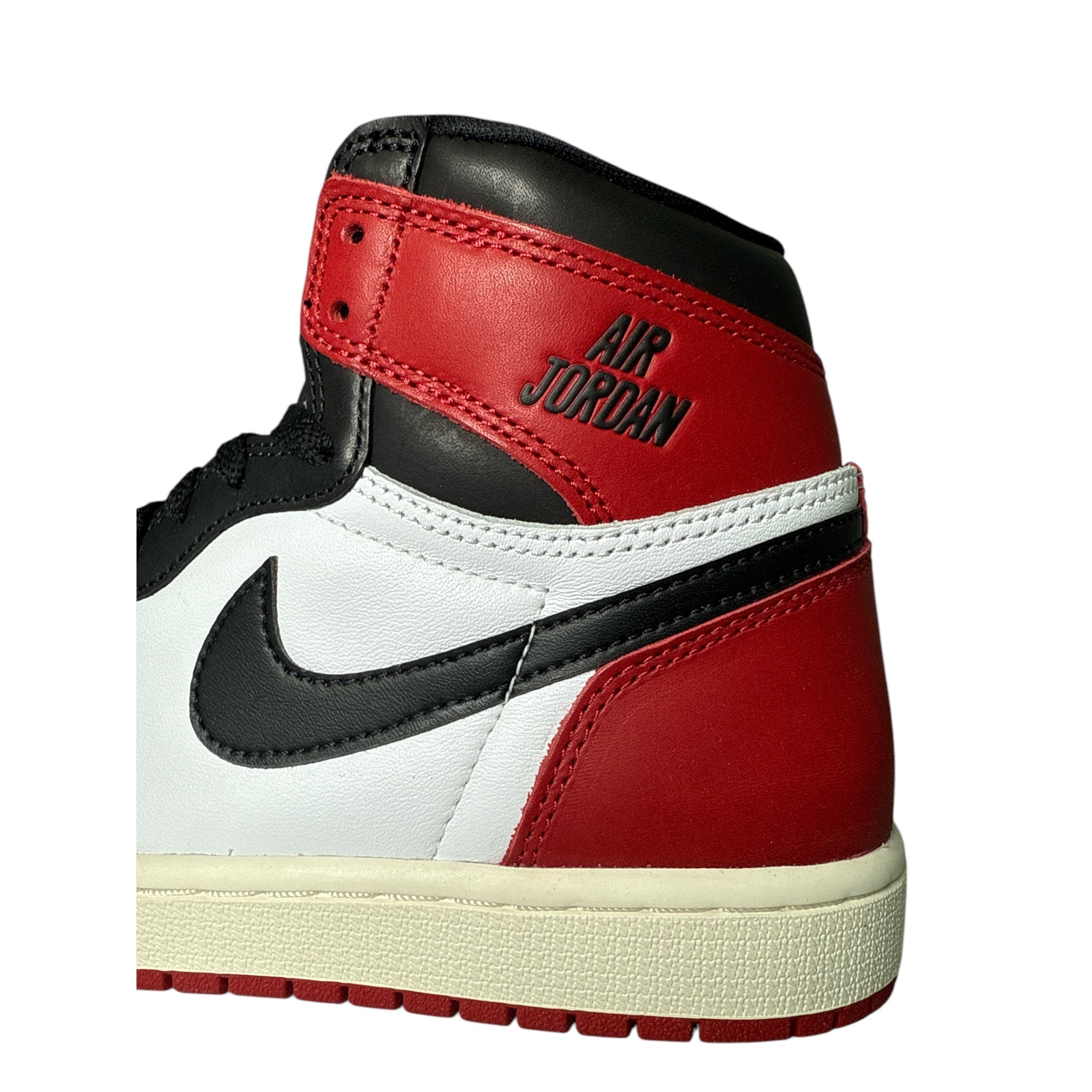 Jordan 1 Retro Hi black Toe Reimagined DZ5485 106