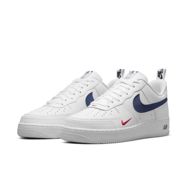 NIKE Air Force 1 LV8 - Scarpe