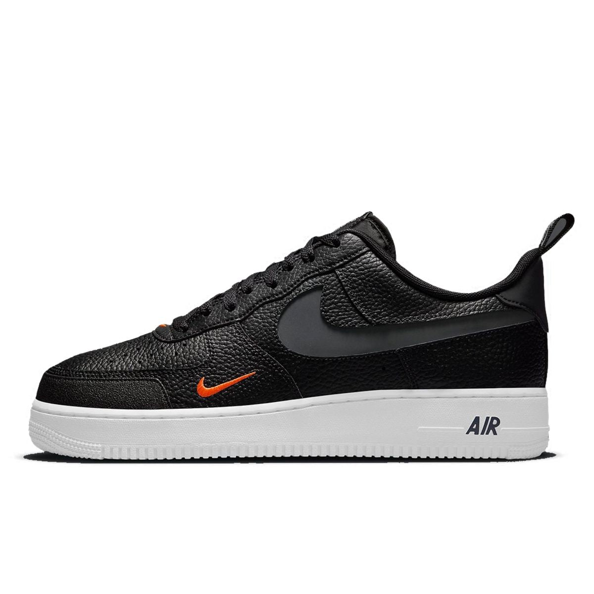 NIKE Air Force 1 LV8 - Scarpe
