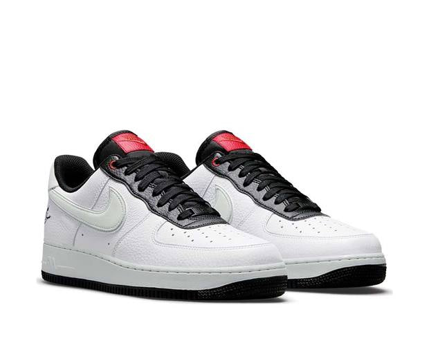 NIKE Air FORCE 1 LX - Scarpe