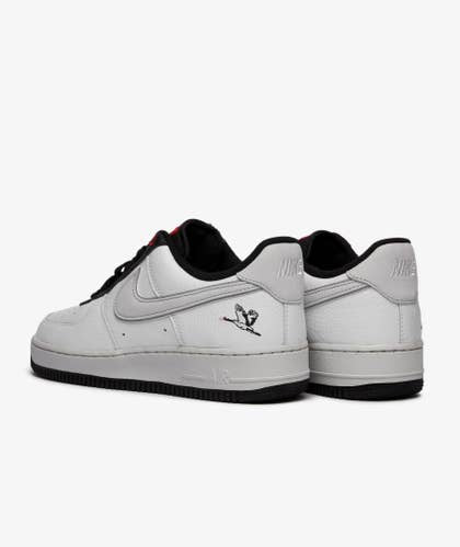 NIKE Air FORCE 1 LX - Scarpe