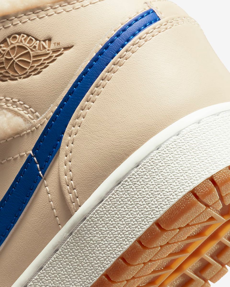 NIKE AIR JORDAN 1 MID - Scarpe