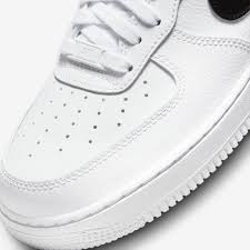 NIKE WOMANS AIR FORCE 1 07 - Scarpe