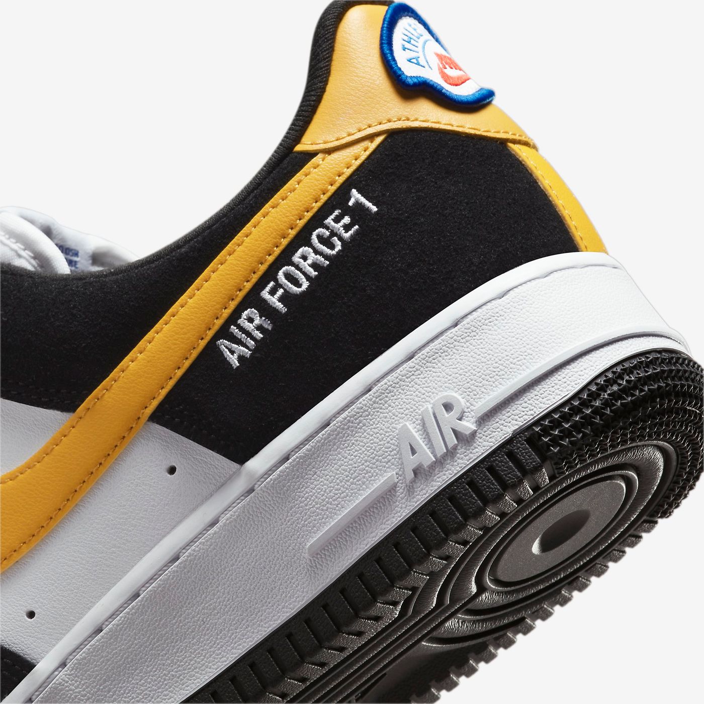 NIKE Air Force 1 ’07 LV8 - Scarpe