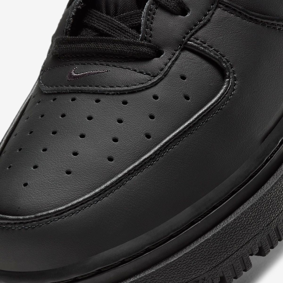 NIKE Air Force 1 BOOT - Scarpe