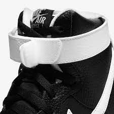 NIKE AIR FORCE 1 HIGHT ’07 - Nero / 43 - Scarpe