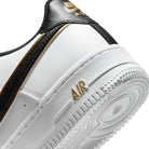 NIKE Air Force 1 LV8 - Scarpe