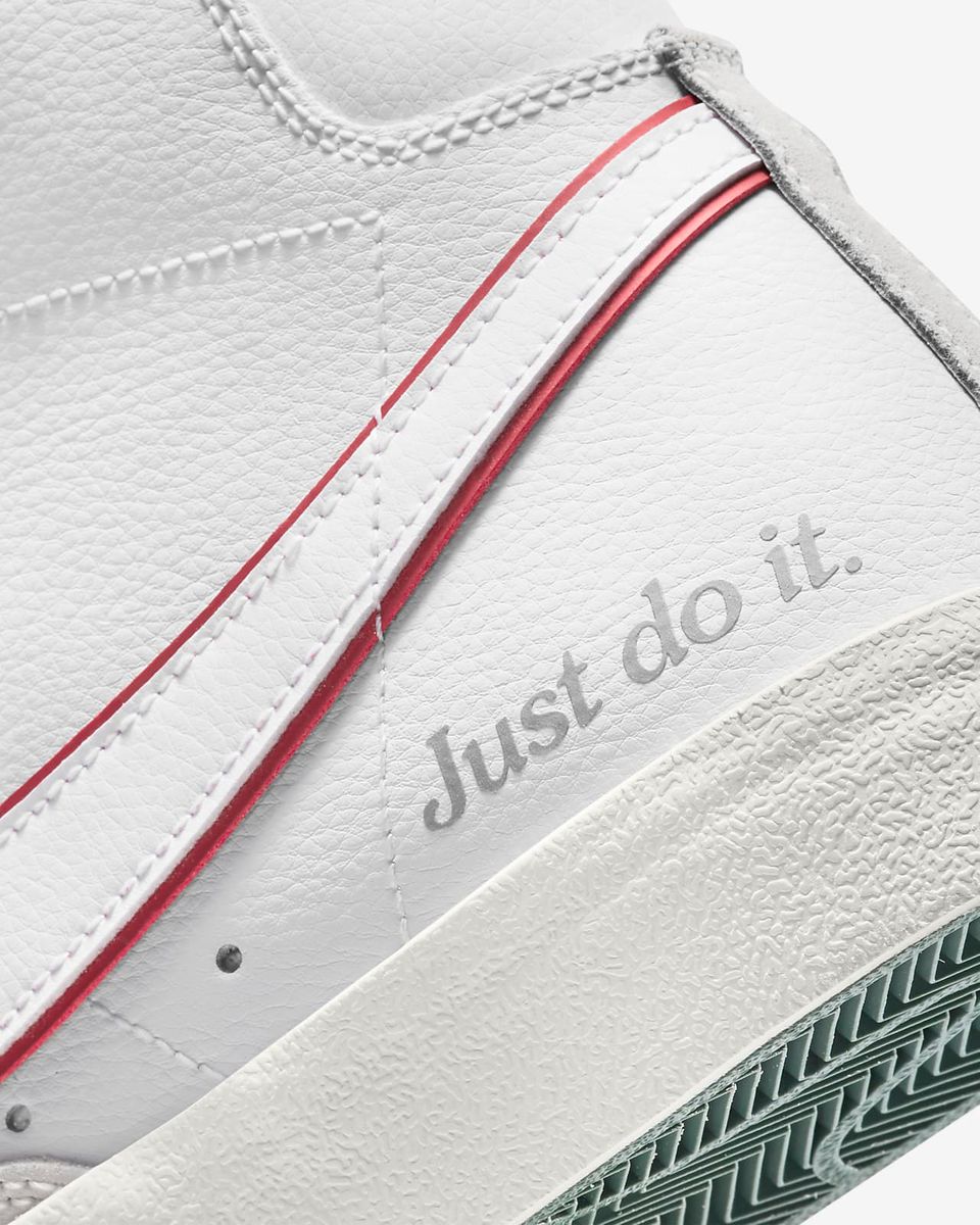 NIKE Blazer Mid ’77 - Scarpe