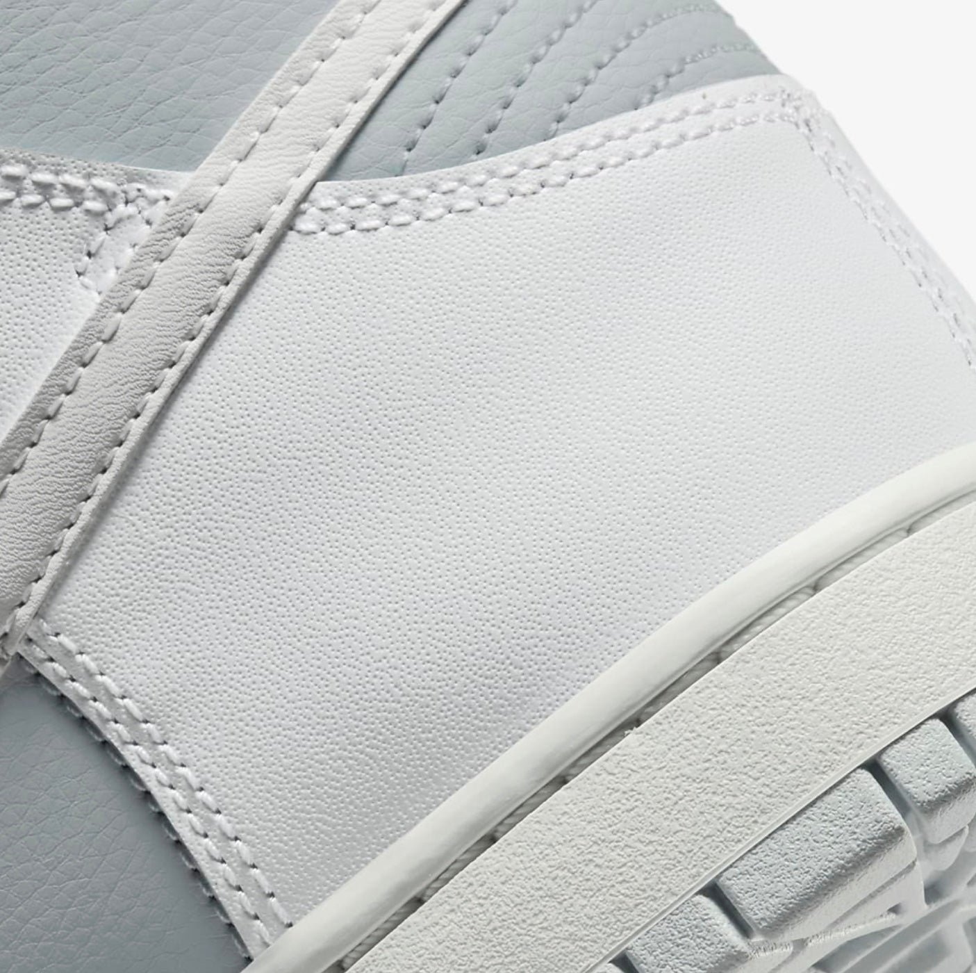 NIKE Dunk Hi Retro - Scarpe