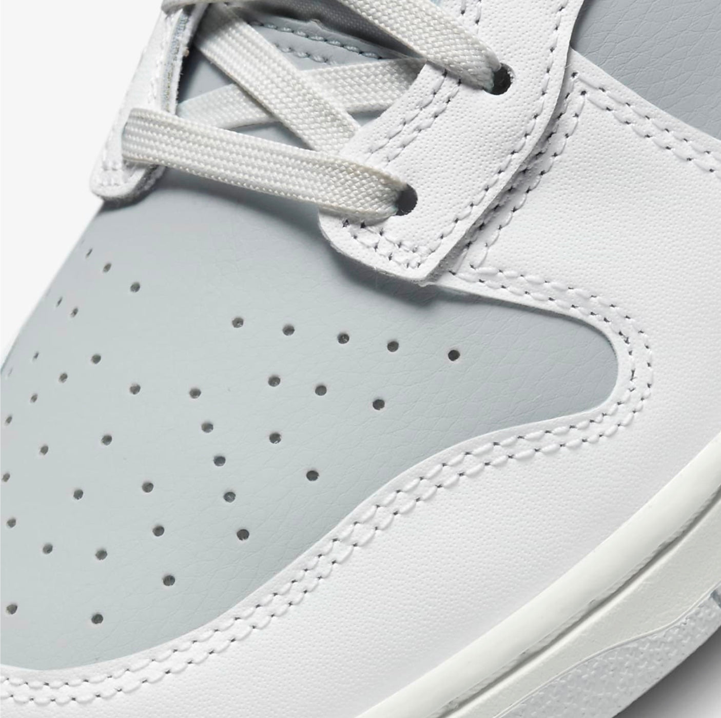 NIKE Dunk Hi Retro - Scarpe