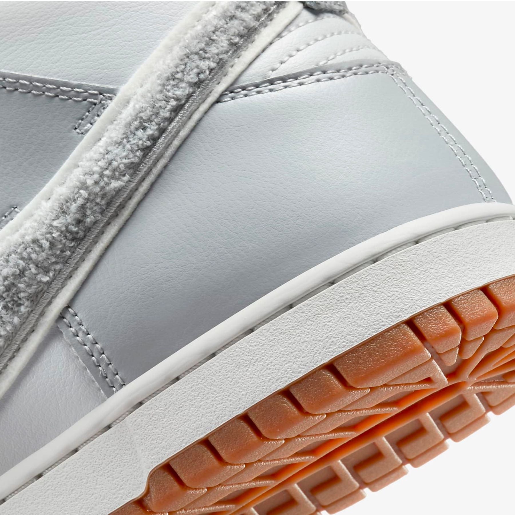 NIKE Dunk Hi Retro University - Scarpe