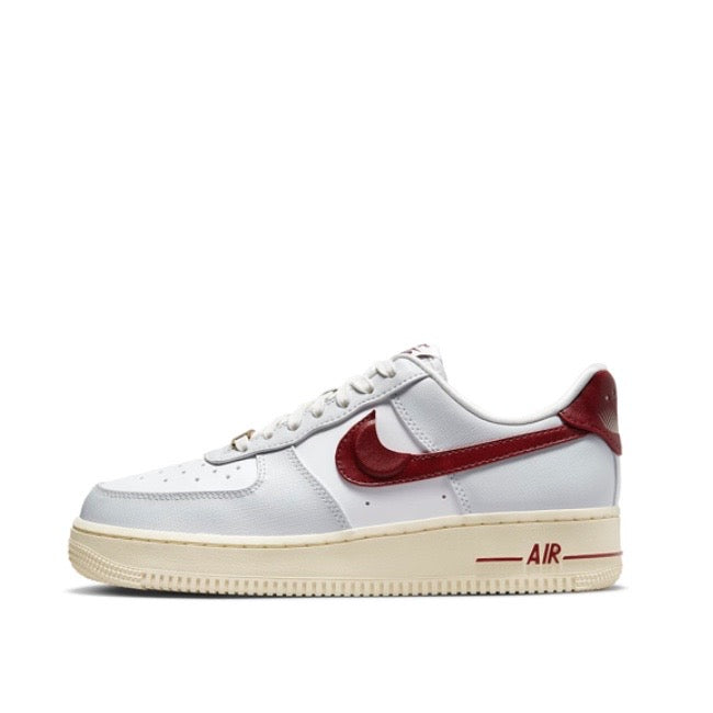 NIKE W Air Force 1 ’07 SE - Scarpe