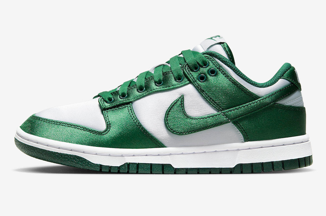 NIKE W NIKE DUNK LOW ESS SNKR - Scarpe