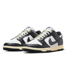 NIKE Wmns Dunk Low Vintage Panda - sneakers