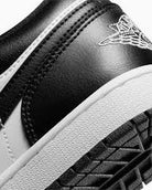 NIKE WOMANS AIR JORDAN 1 LOW - Scarpe